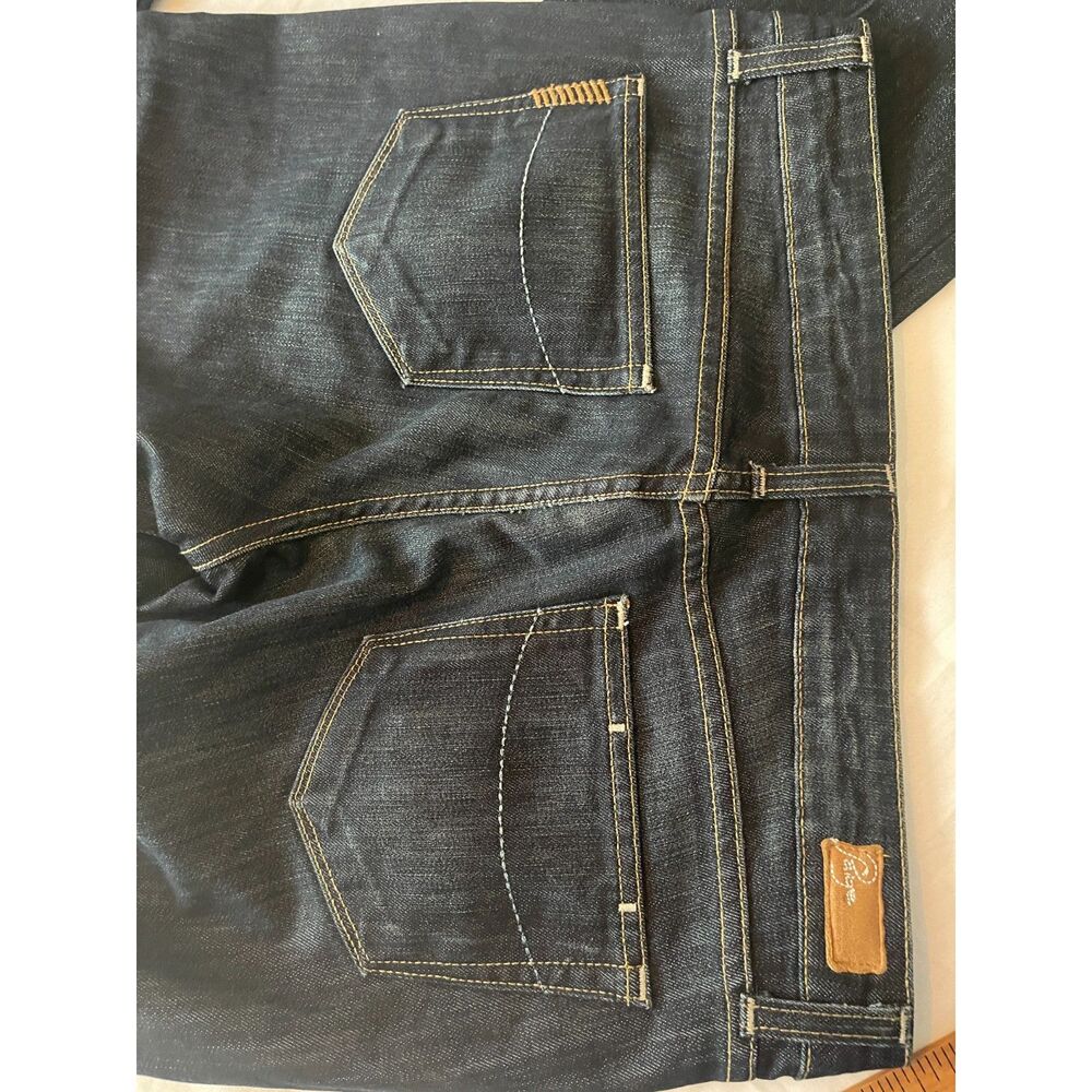 PAIGE Medium Wash Laurel Canyon Lowrise Boot Cut Jeans Siz 28 USA MADE Excellent - Picture 6 of 13